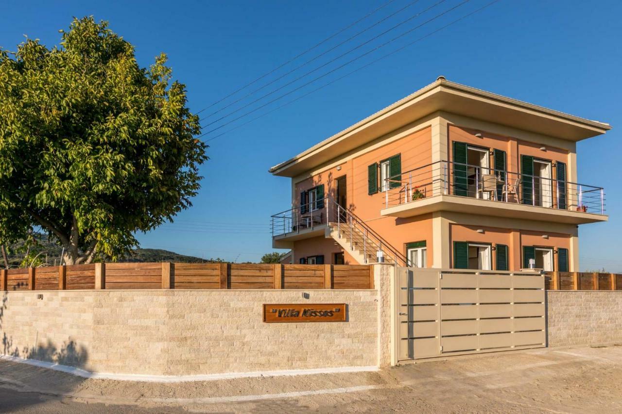 Villa Nissos Línia Zewnętrze zdjęcie