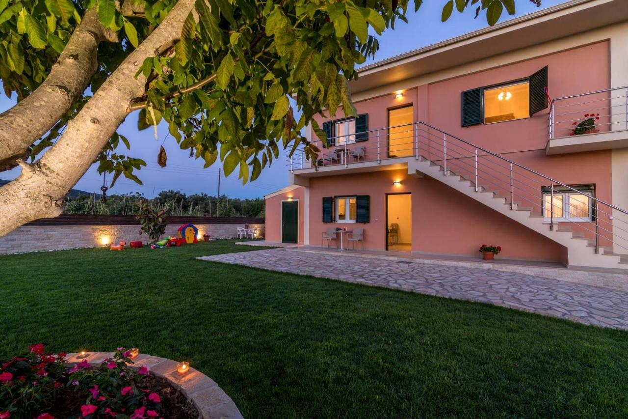 Villa Nissos Línia Zewnętrze zdjęcie